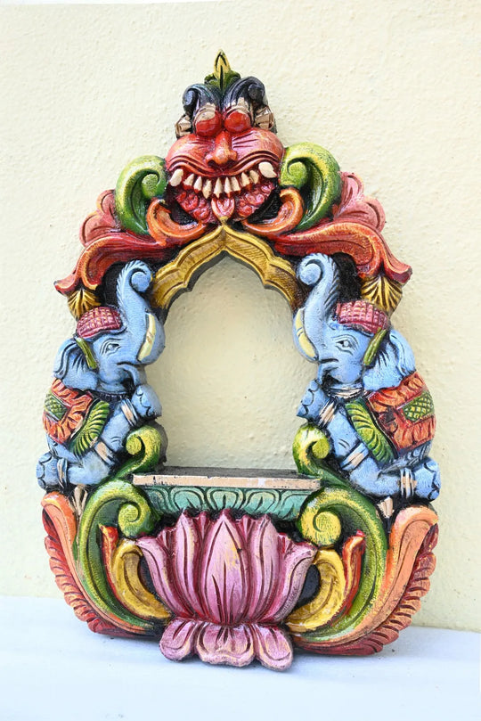 Multicolor Yalli Elepahat Pillar Candle Stand-18"