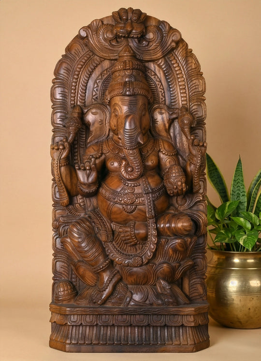 Premium Wooden Vinayagar Idol – Detailed Carving with Prabhavali 36"