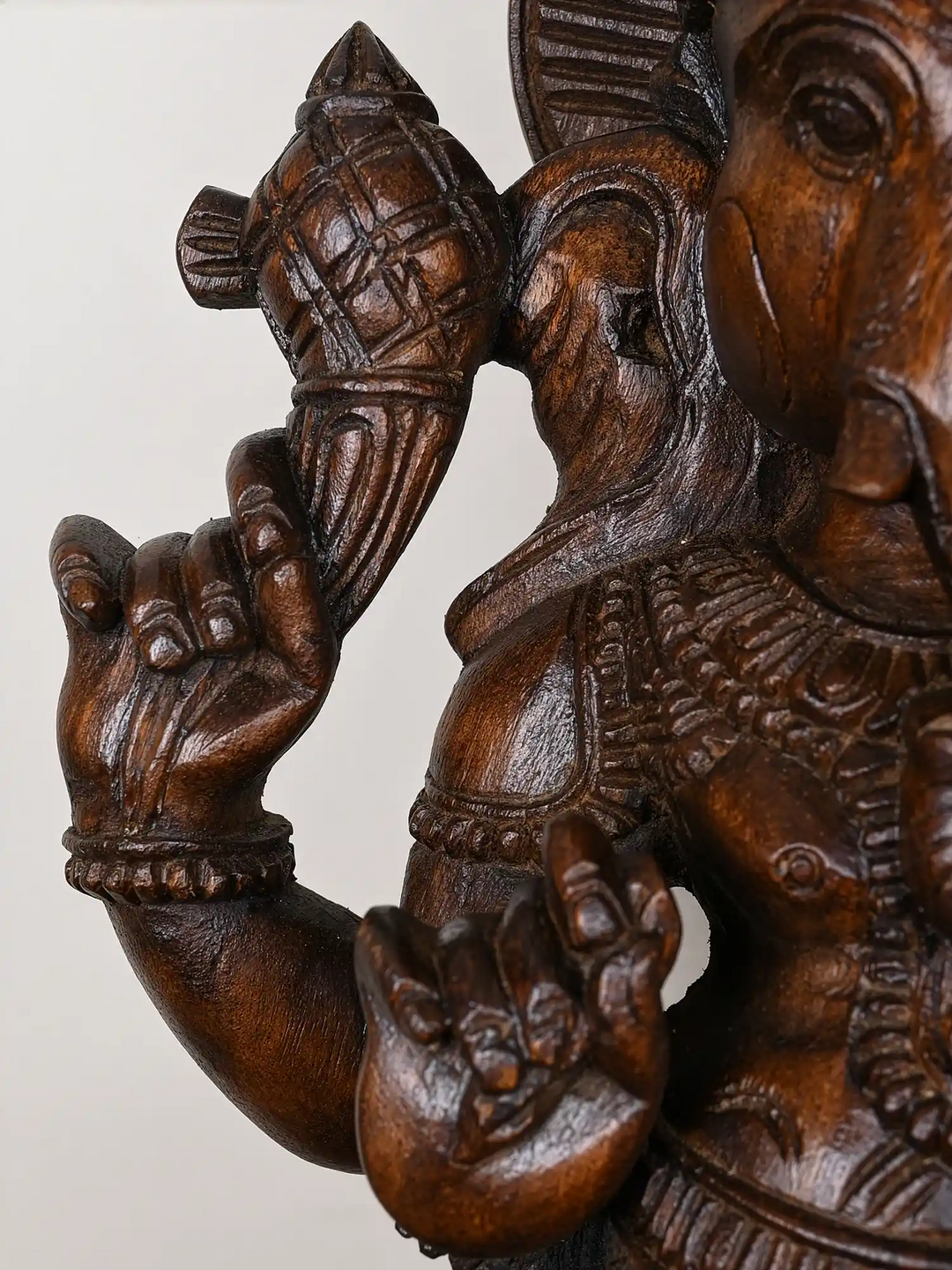 Exquisite Handcrafted Lord Ganesha Wooden Idol 2Ft