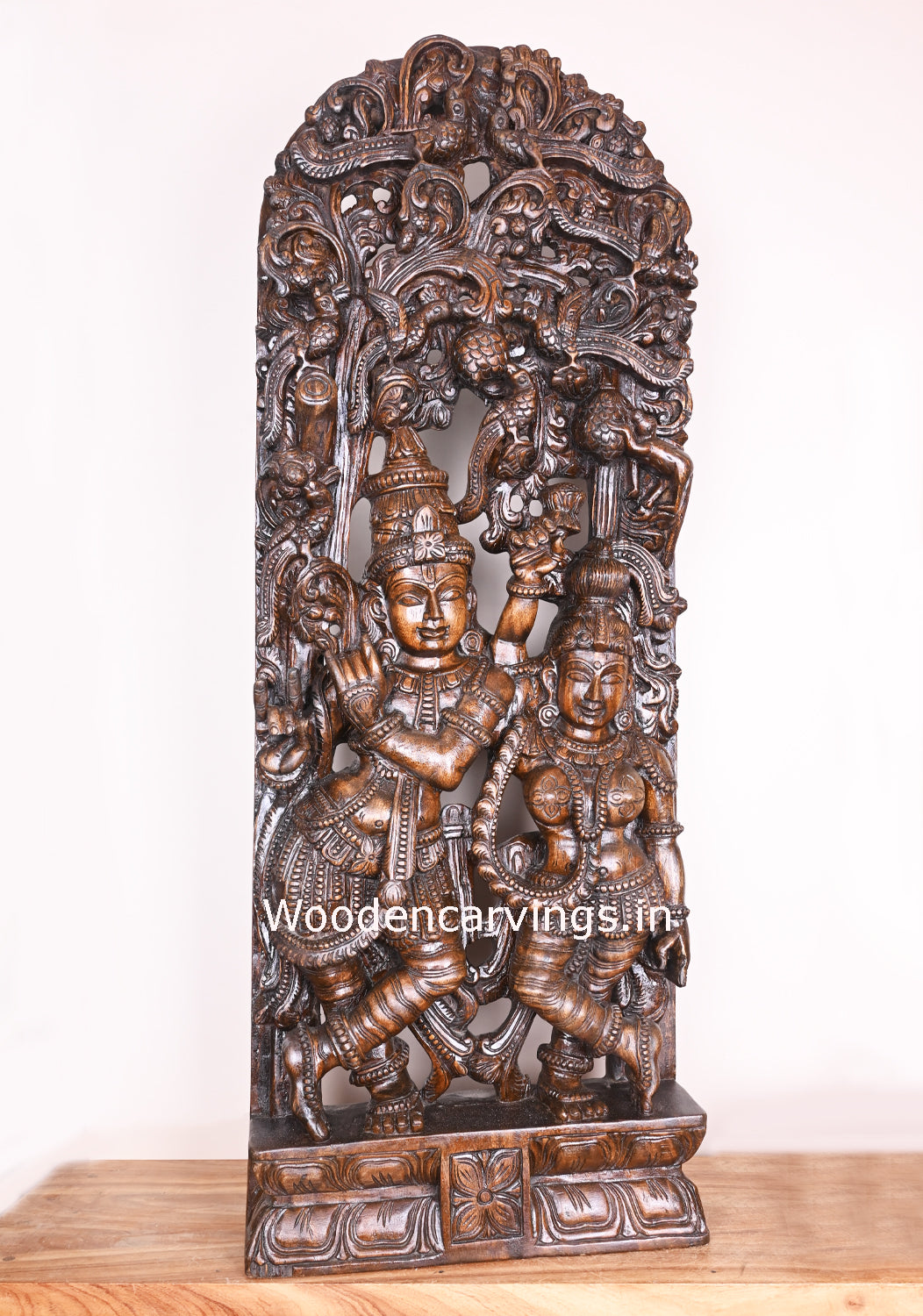 Polished Wooden Radha Love Krishna Playing With Bansuri Flute Wooden Jali Work 48"