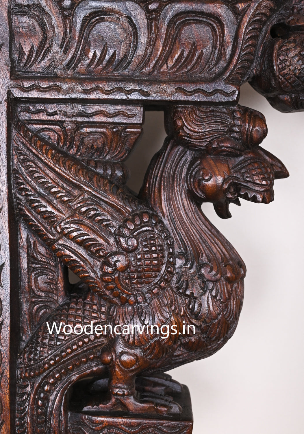 Standing Yaazhi Bird Designed Wooden Dark Brown Finishing Hooks Fixed Wooden Wall Brackets 24"