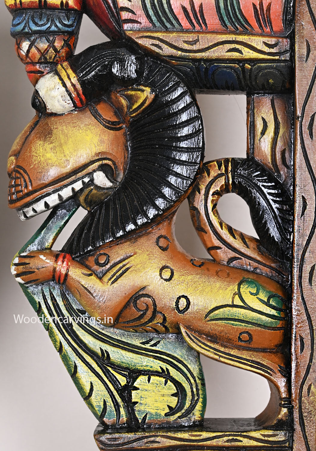 Yaazhi Wooden Multicoloured Wall Mount 18"