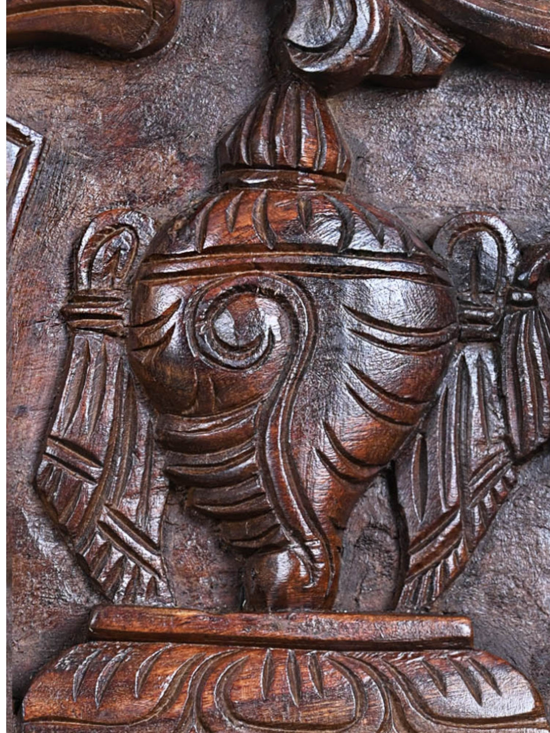 Light Weight Beautiful Thirunama Conch and Chakra Panel 18"