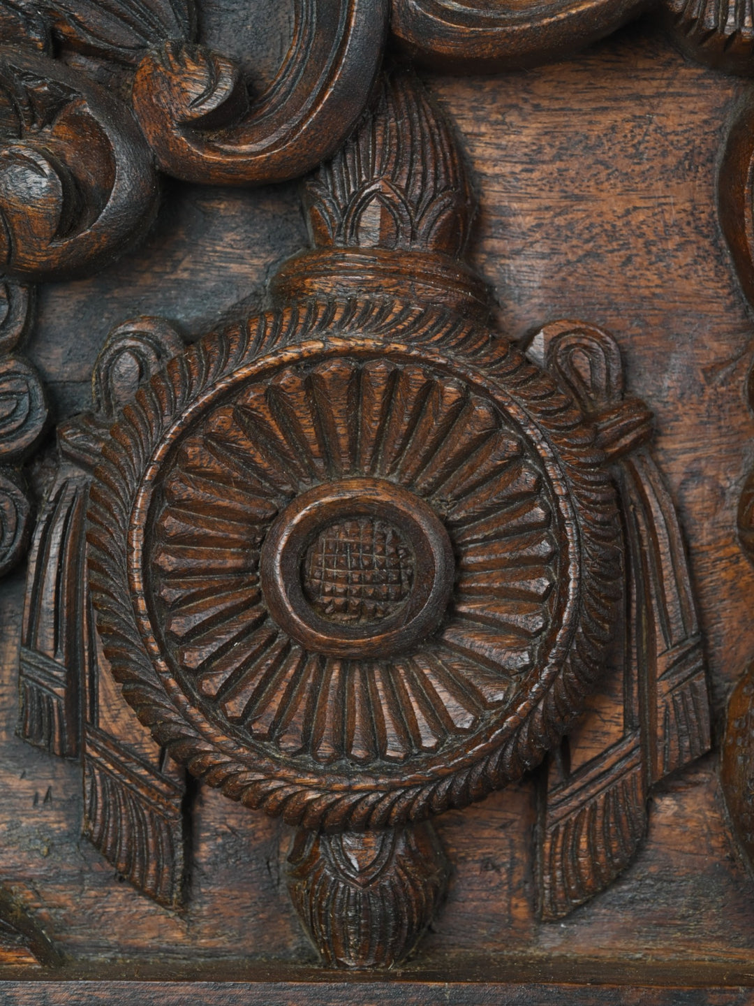 Sri Ranganatha Swamy on Adishesha With Shanga and Chakra 48"