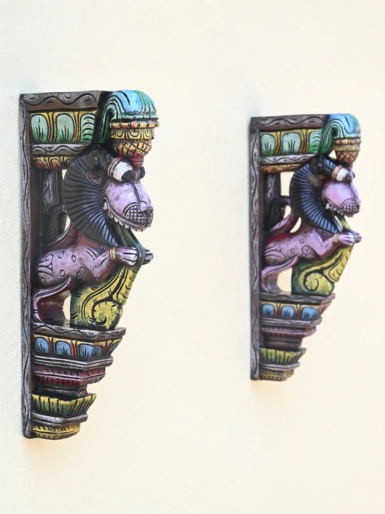 Yali wooden wall bracket
