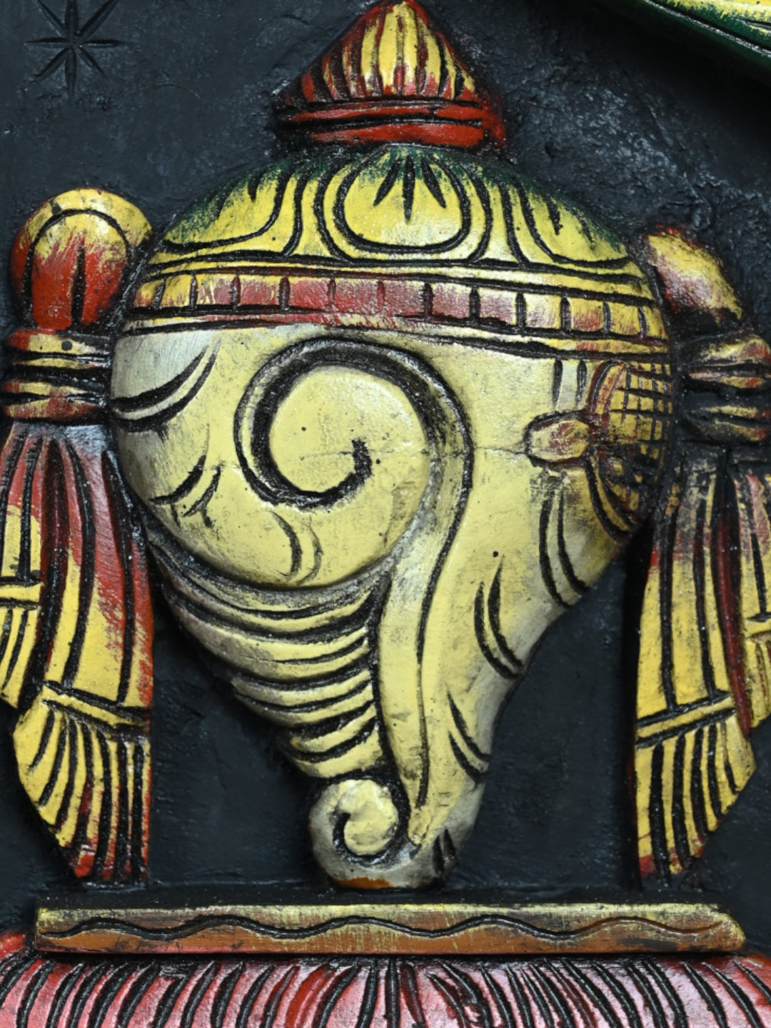 Vishnu's Namam With Shanga and Chakra 24'