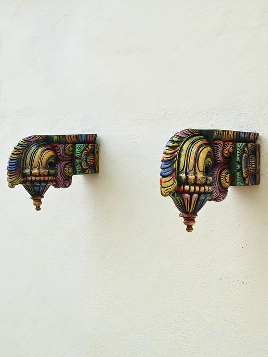 Bodhil wooden wall brackets