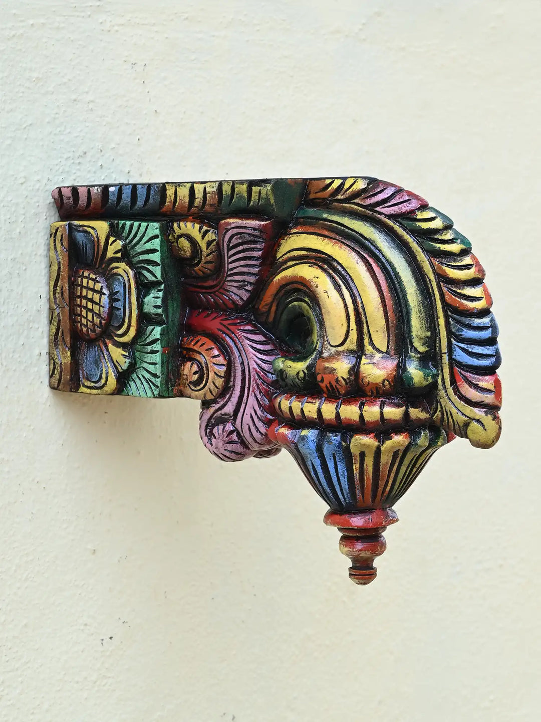Bodhil wooden wall brackets