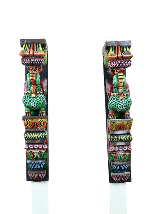 Bodhil Style Parrot Wall Brackets 23"