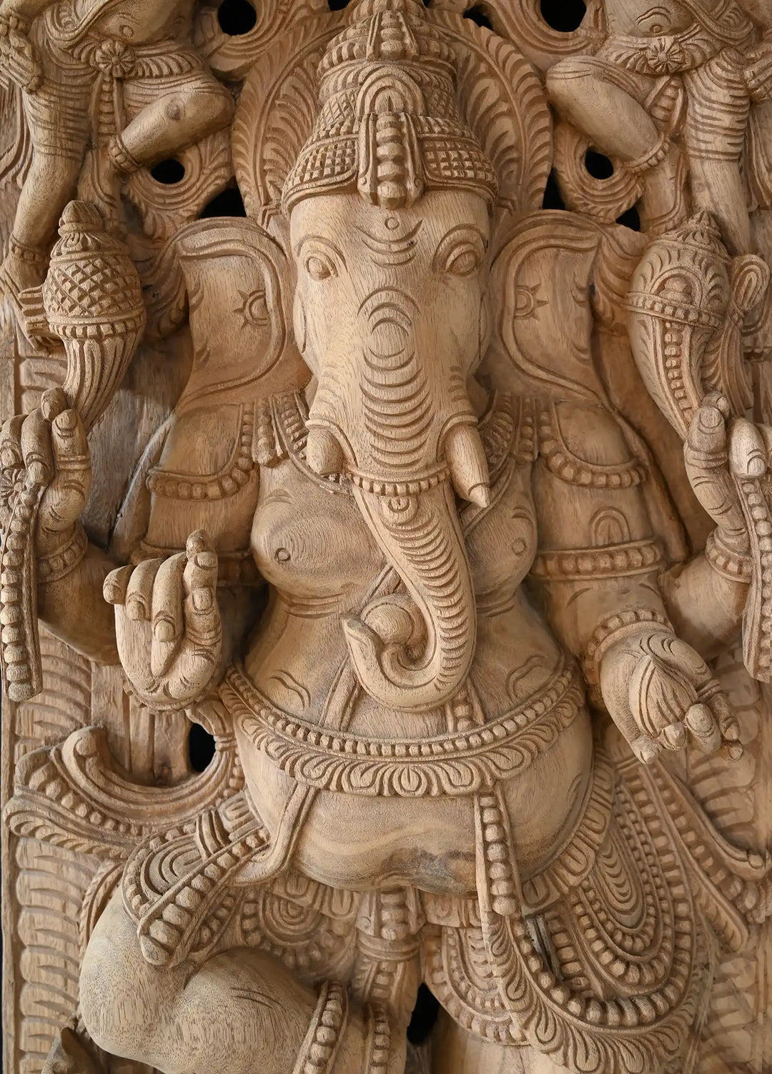 Nritya Ganapati on Mooshika with Siddhi & Buddhi 60"