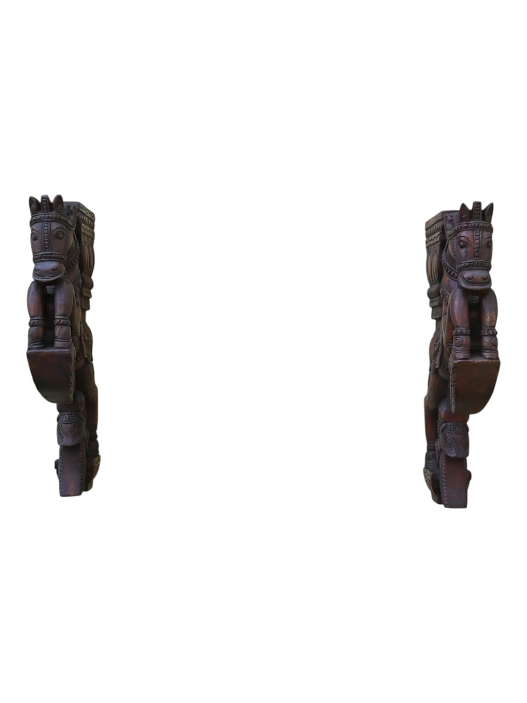Upraised Horse Wall Brackets 18"