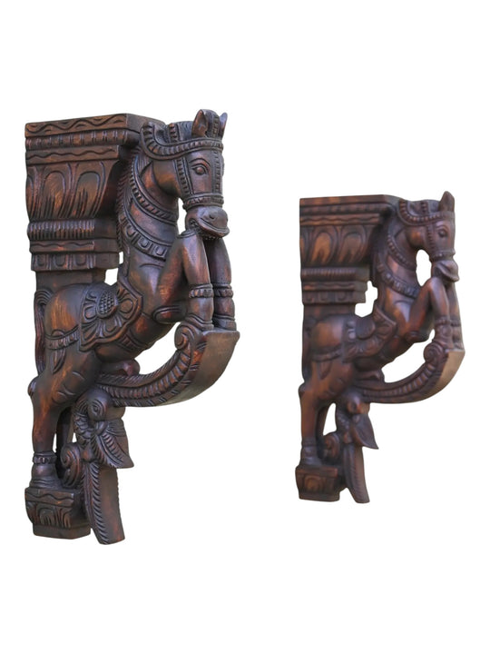 Upraised Horse Wall Brackets 18"