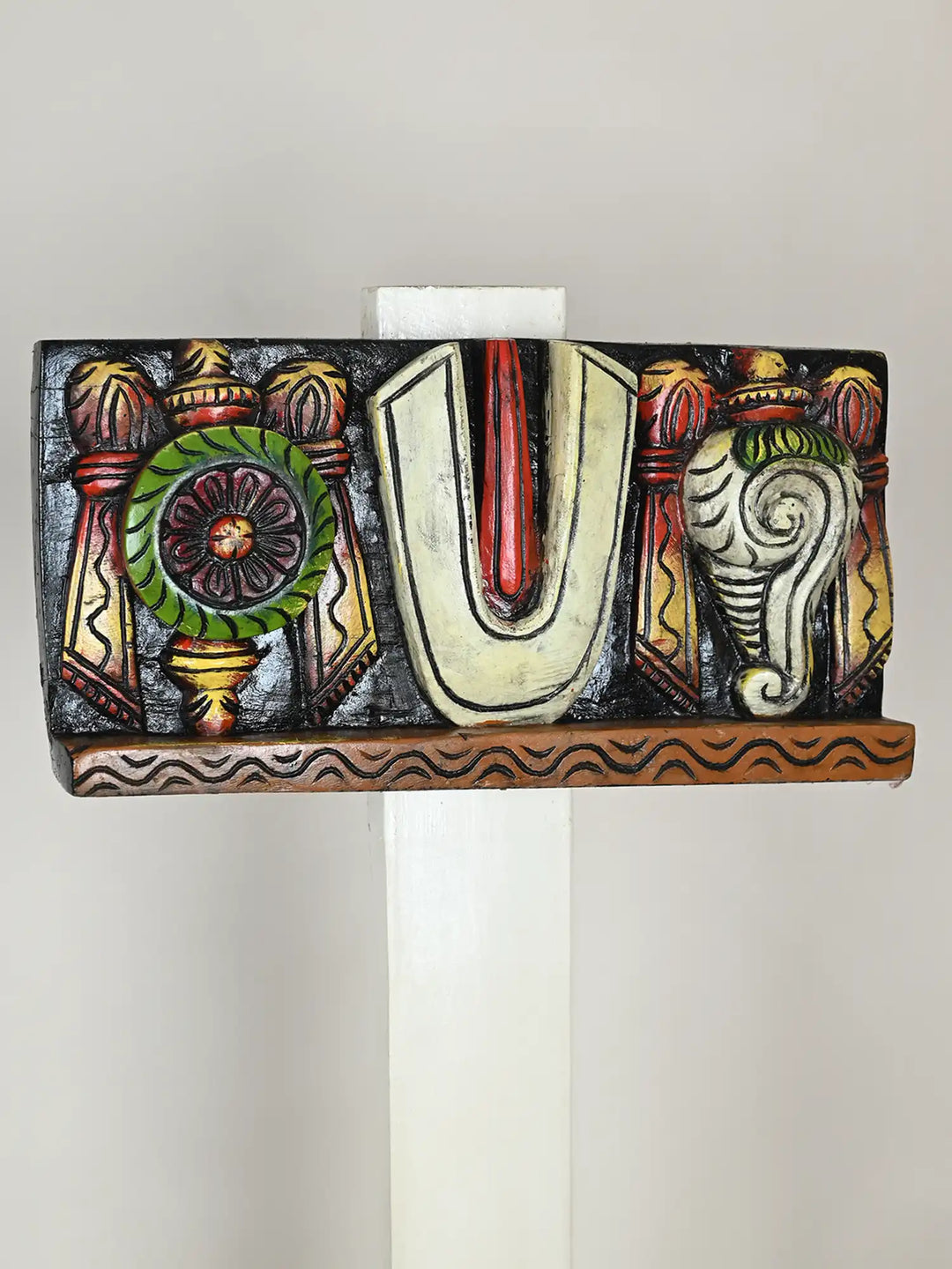 Thirunamam with Shanka Chakra – Horizontal Wooden Decor-12"