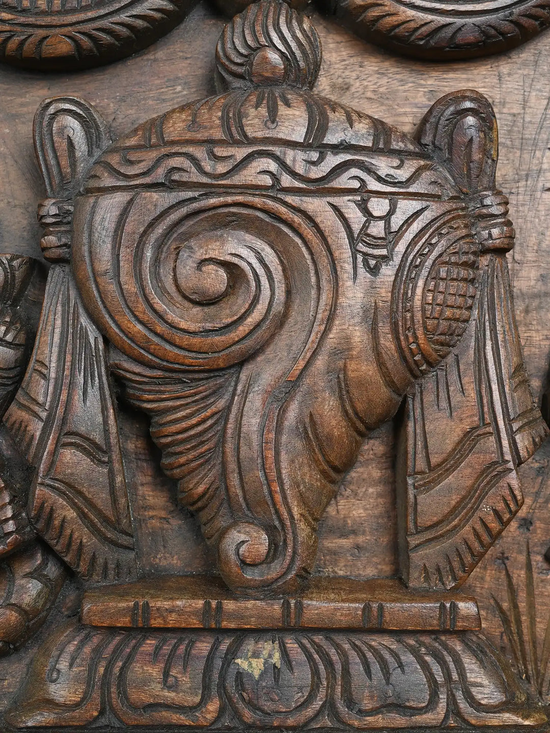 Sri Padhmanathar Wall Panel Decor 36"