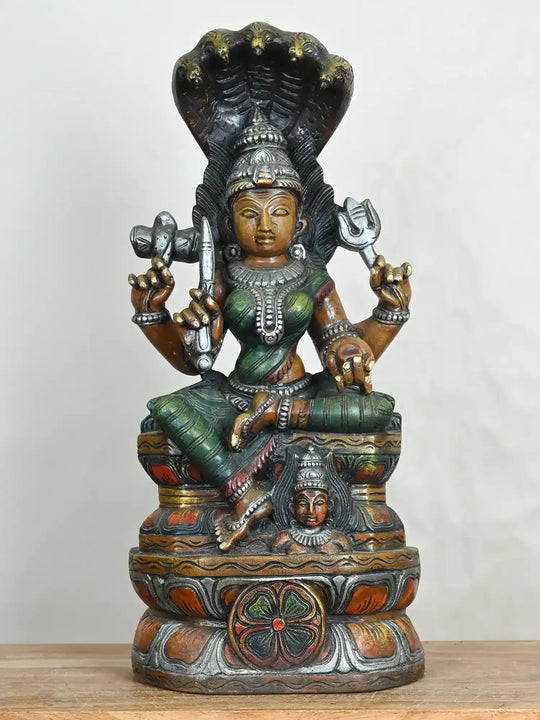 wooden mariyamman statue