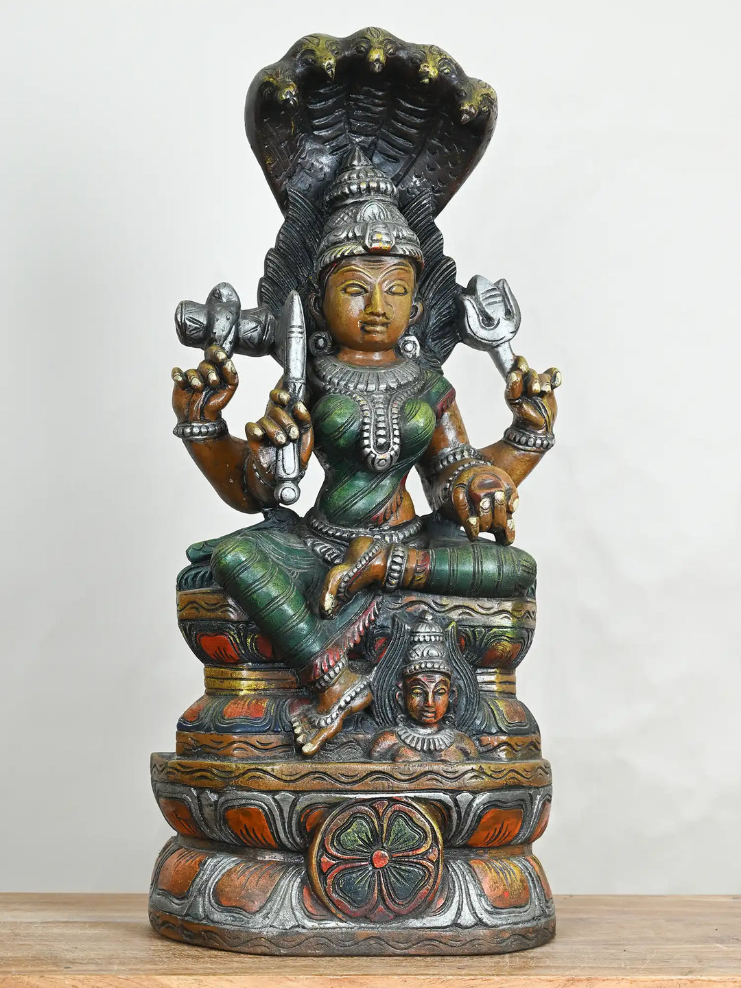 wooden mariyamman statue