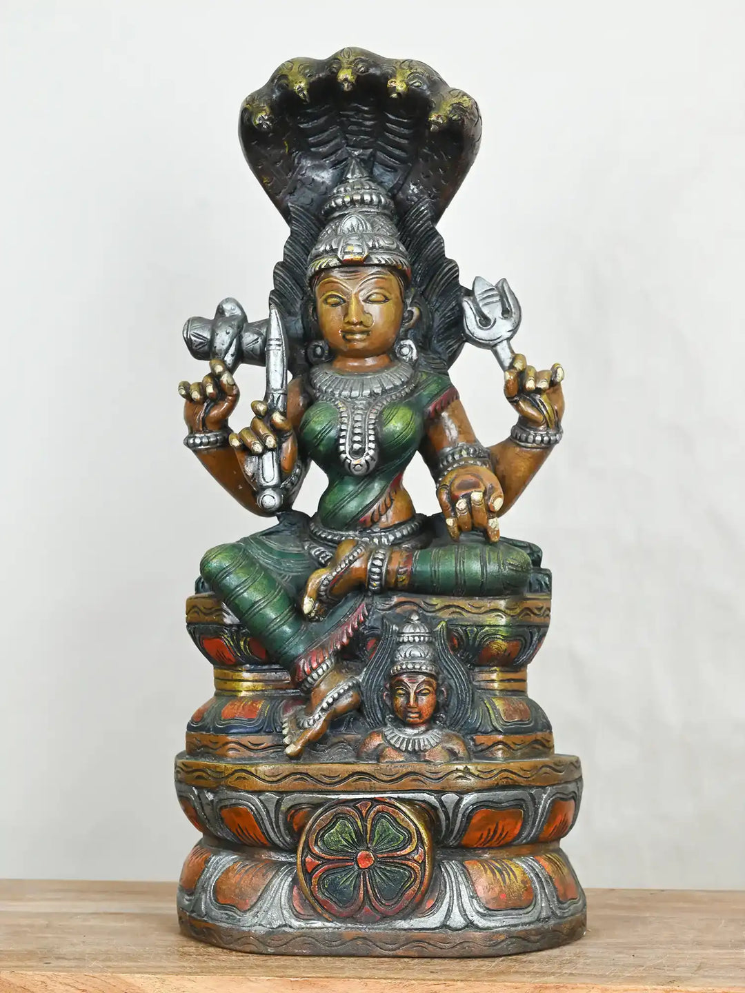 wooden mariyamman statue