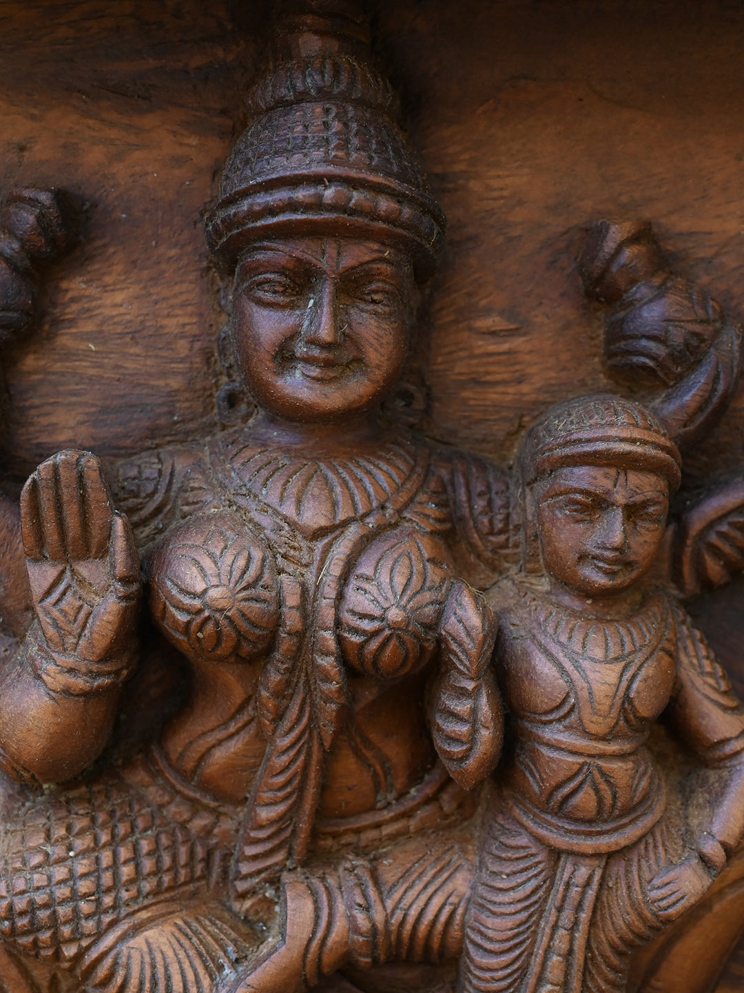 Lord Vishnu with Astalakshmi Wooden panel -72"