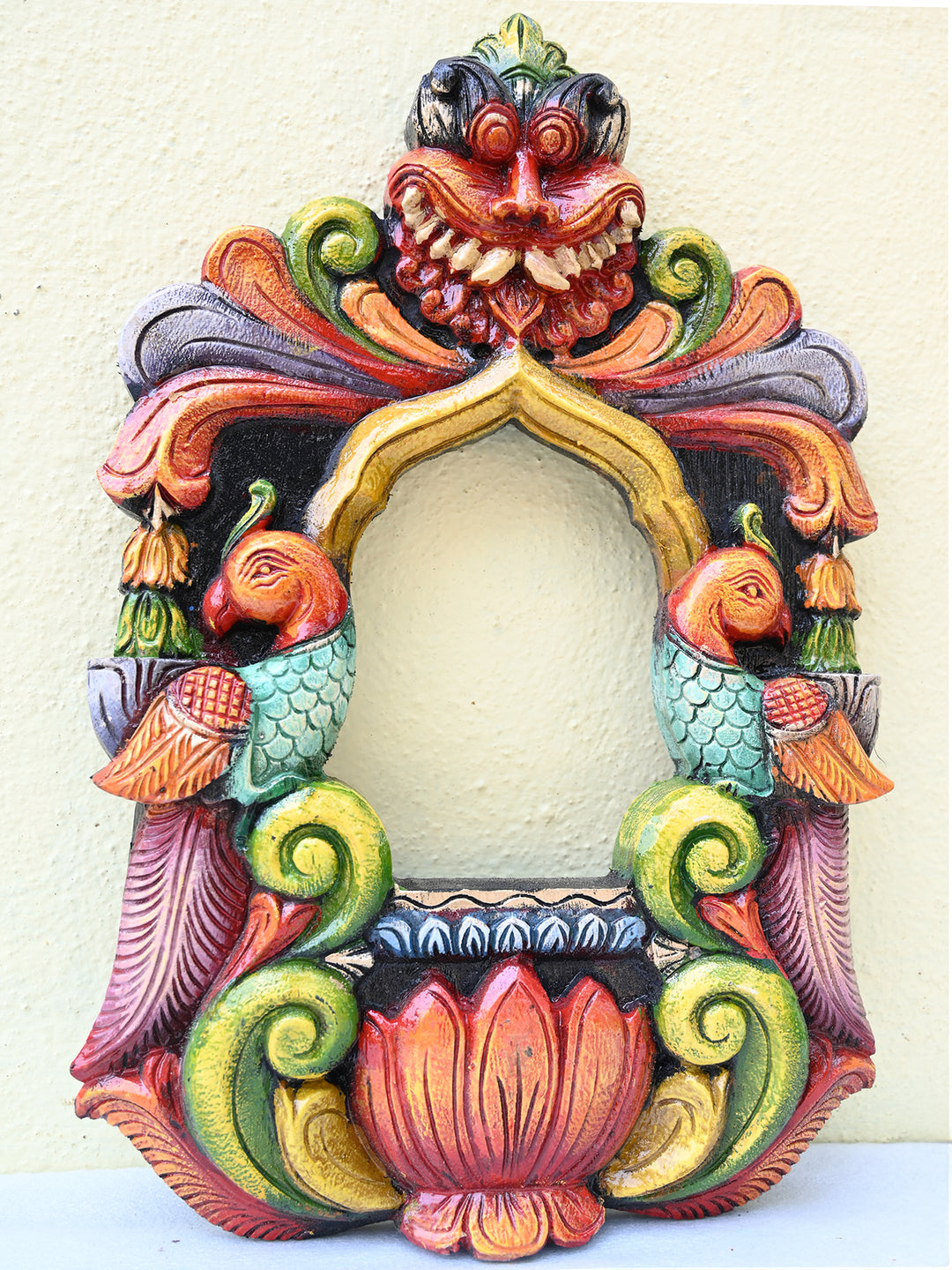 Yali-Peacock Lotus Wooden Arch Frame