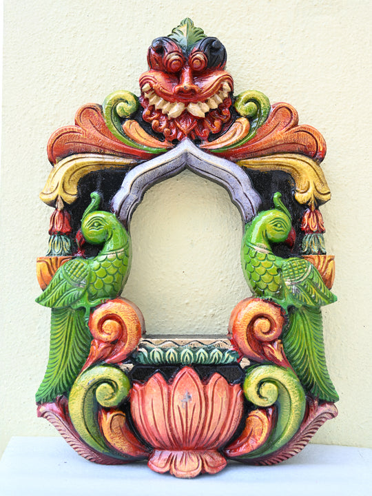 wooden Yalli Archi Green Parrot Stunning 
