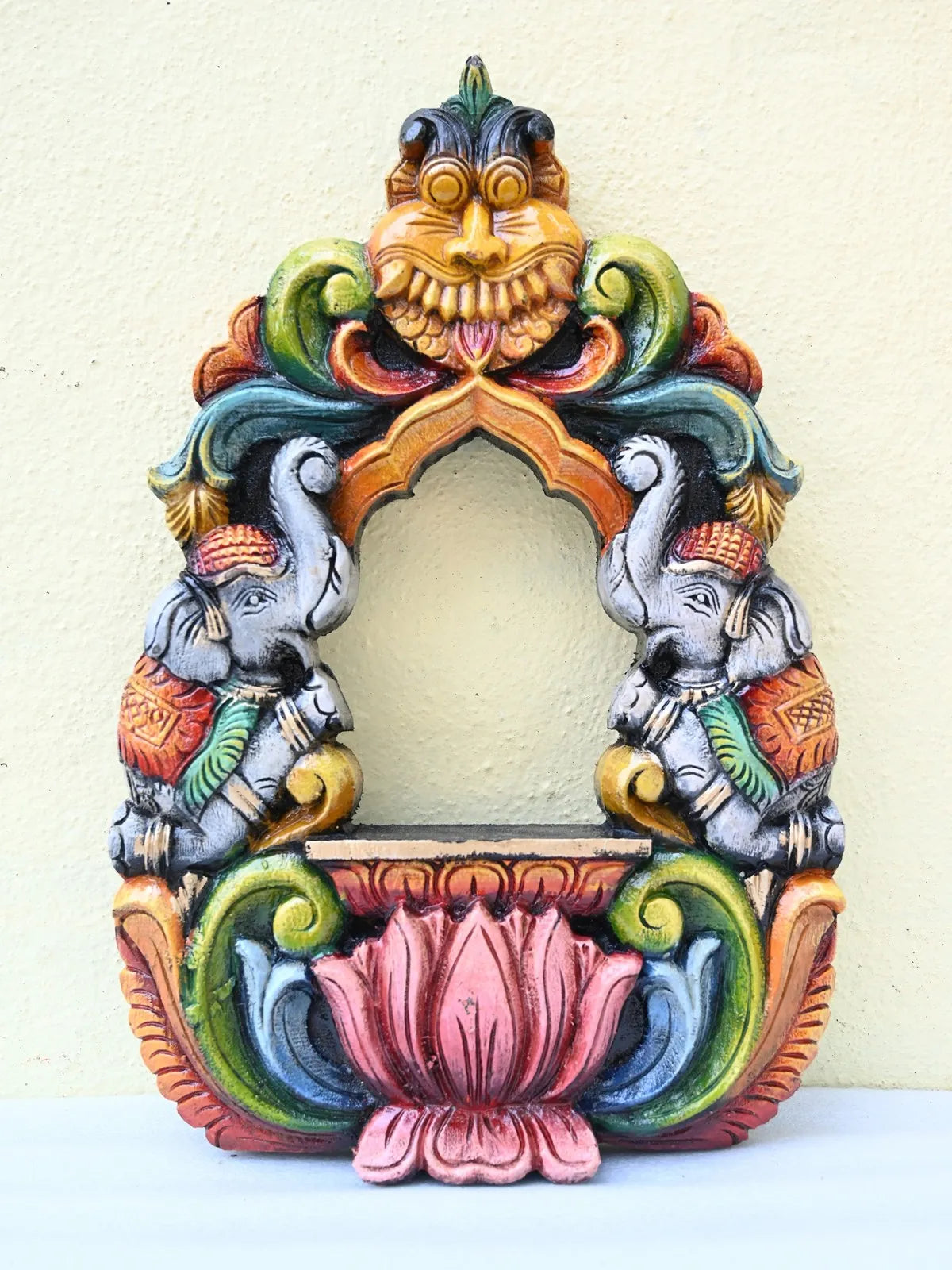 Painted Yalli Elepahat Twin Candle Stand-18