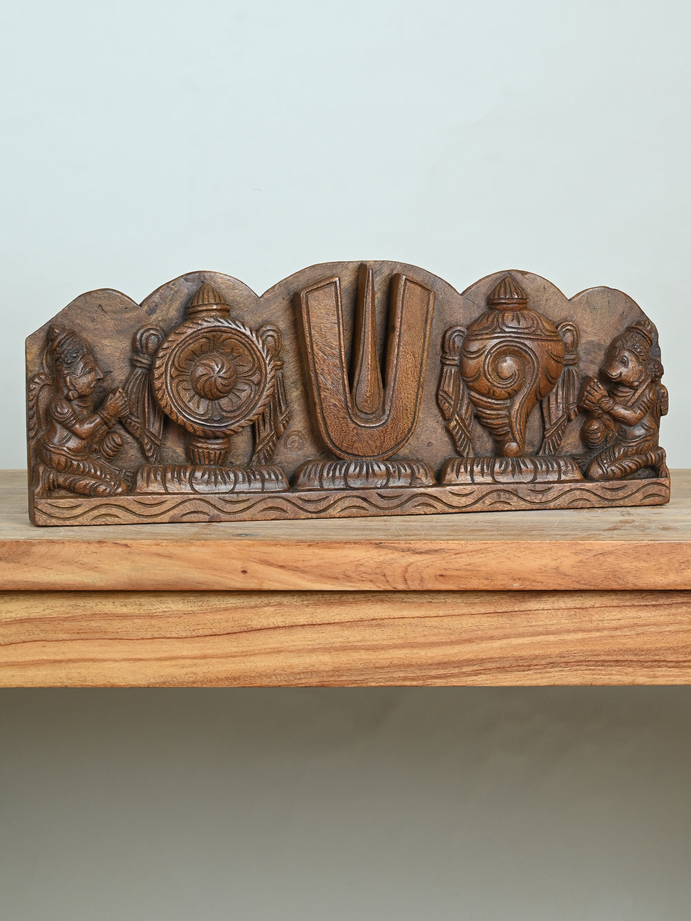 Lord Vishnu Shangu Chakra Namam 