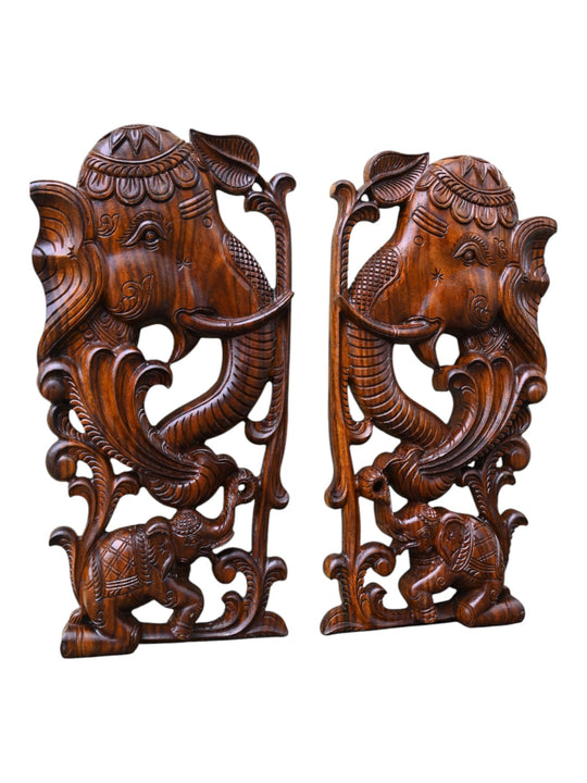 Elephant wooden wall hanging