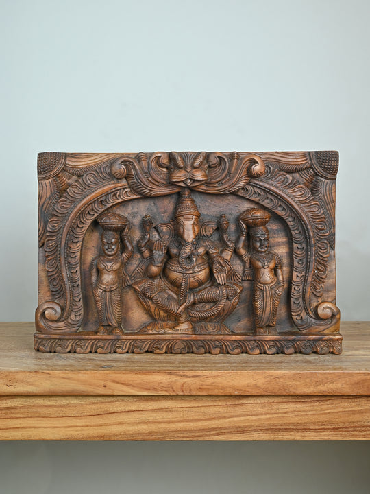 Wooden Ganesha with Riddhi & Siddhi 