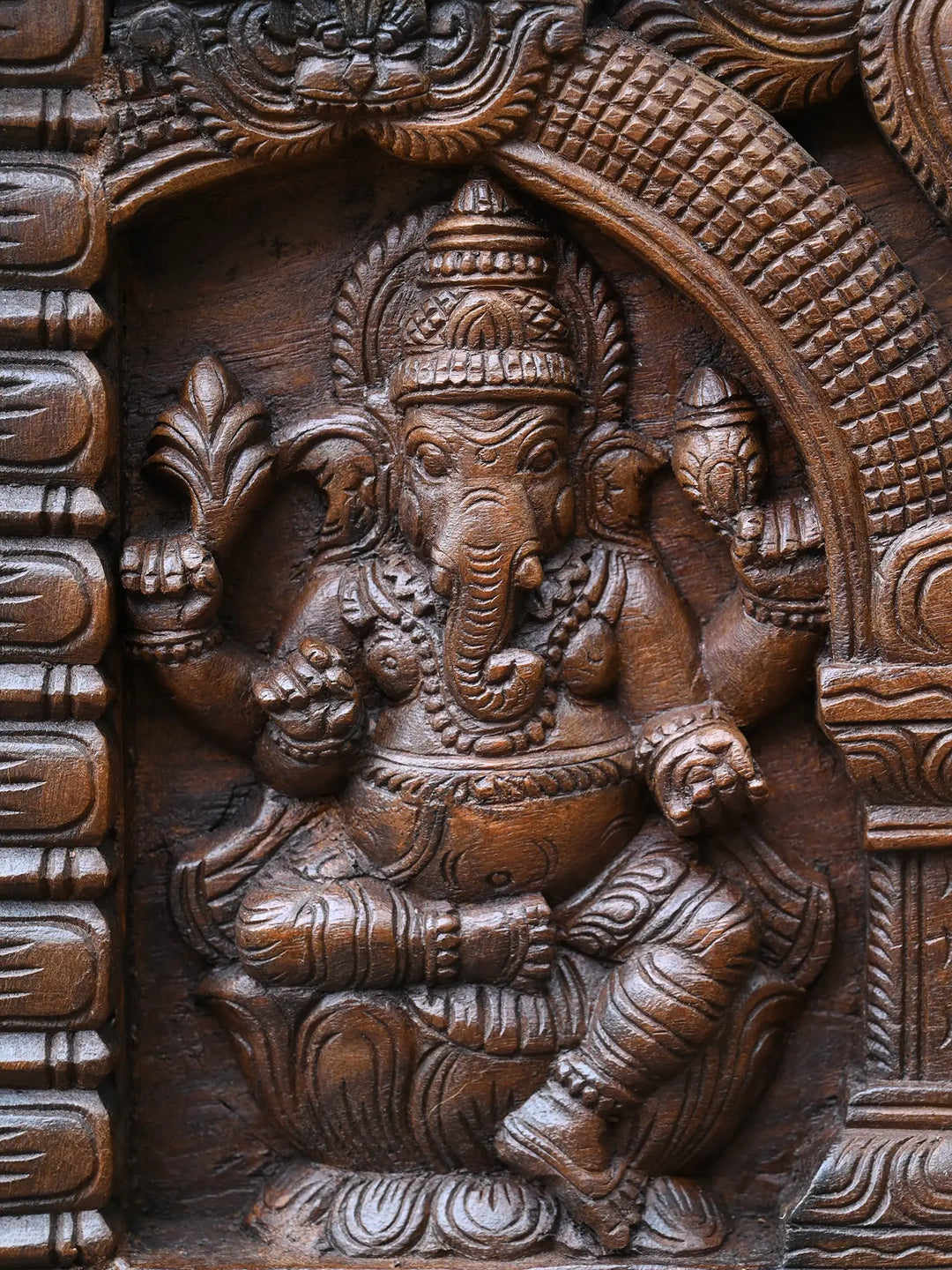 Sqaure Model Lord Ganesha  37"