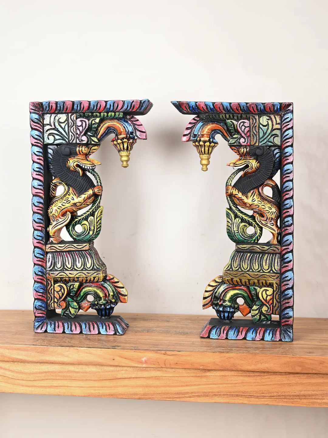 Wooden pair of Yali brackets