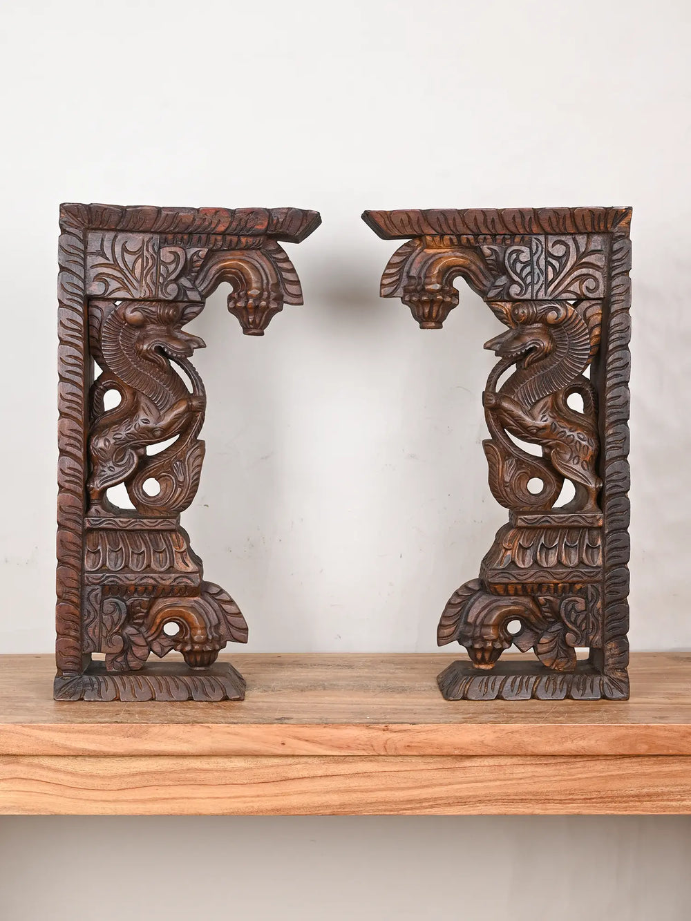 Yali wooden wall brackets
