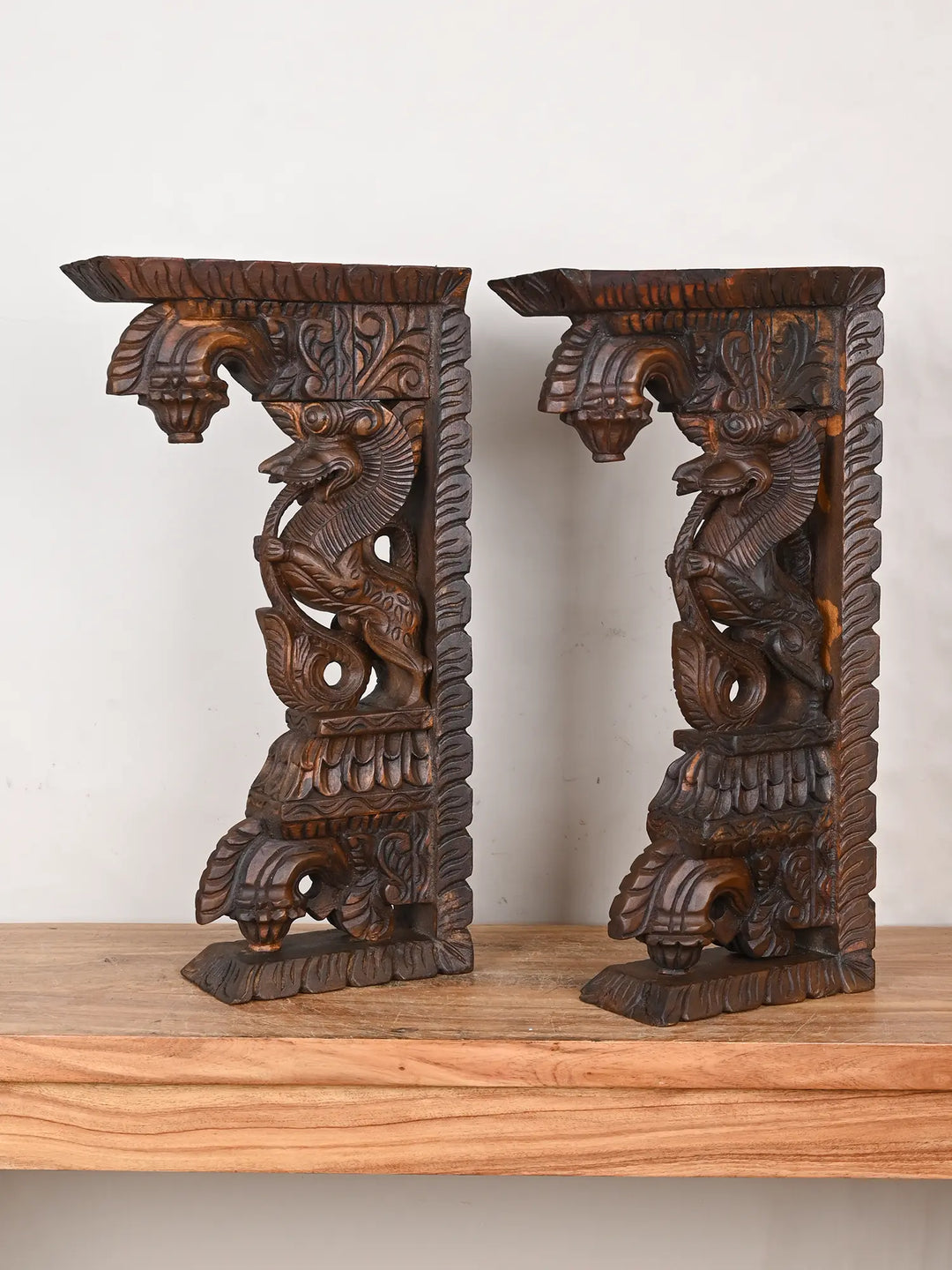 Yali wooden wall brackets