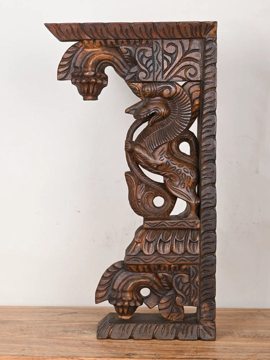 Wall Brackets with Yali Bodhil Style  21"