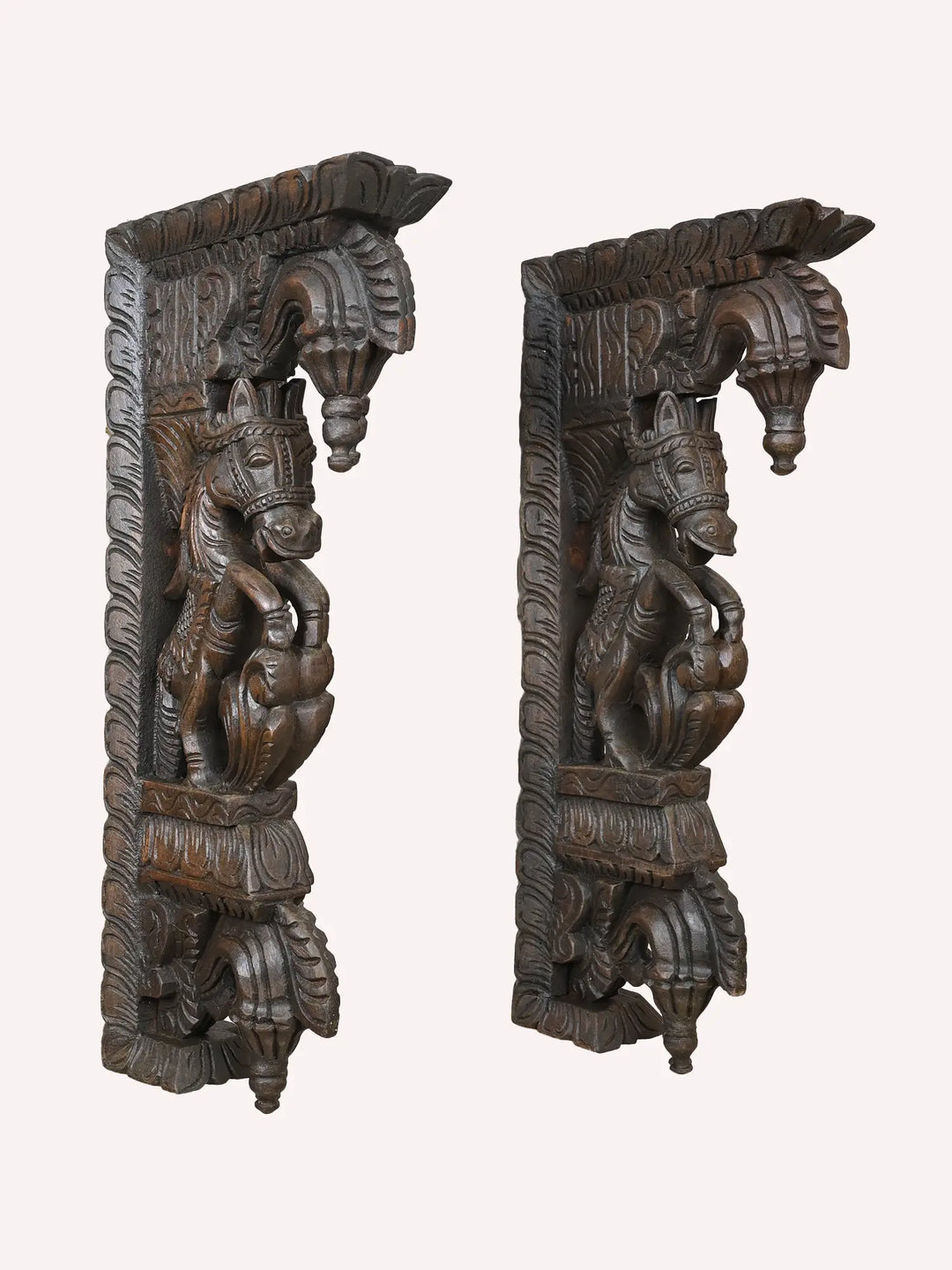 20" Paired Bodhil Style Horse Brackets