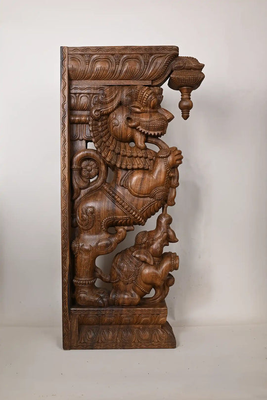 Wooden Yaali With Elephant bracket 36"