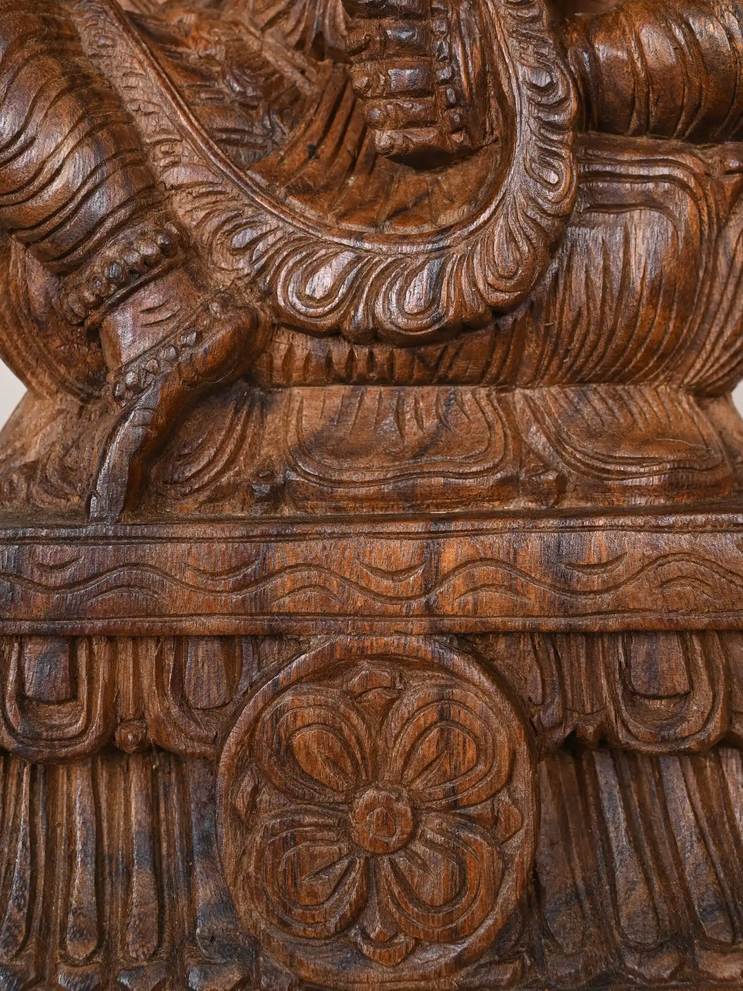 Elegant Lakshmi Idol for Spiritual & Home Decor 18"