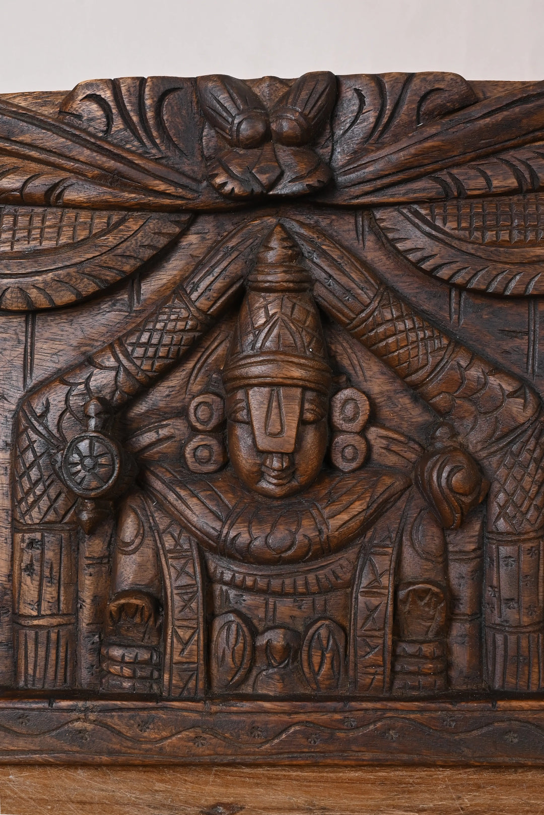 Wooden vaagai  Balaji Panel 36"