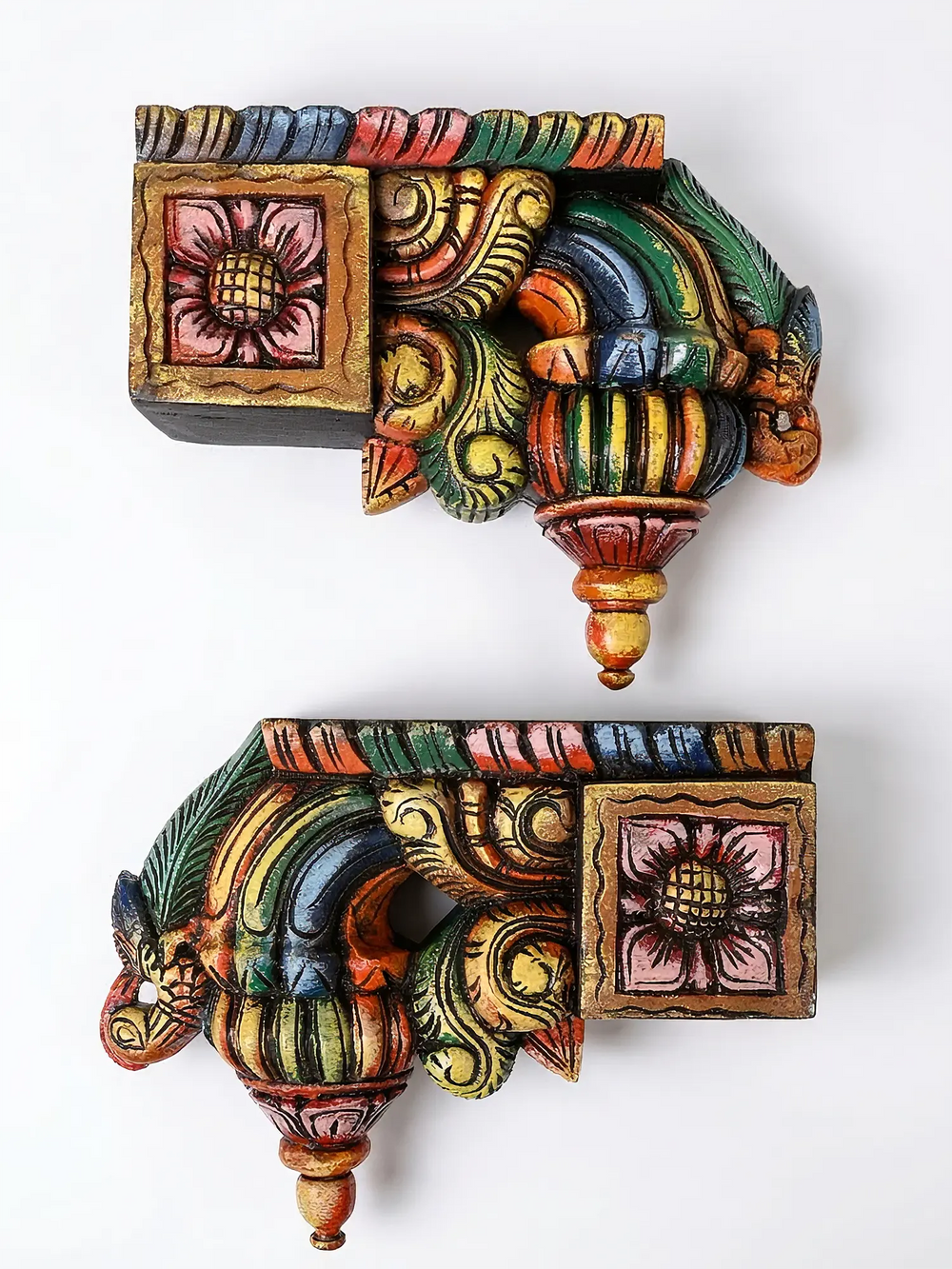 Wooden Bodhil Wall Bracket