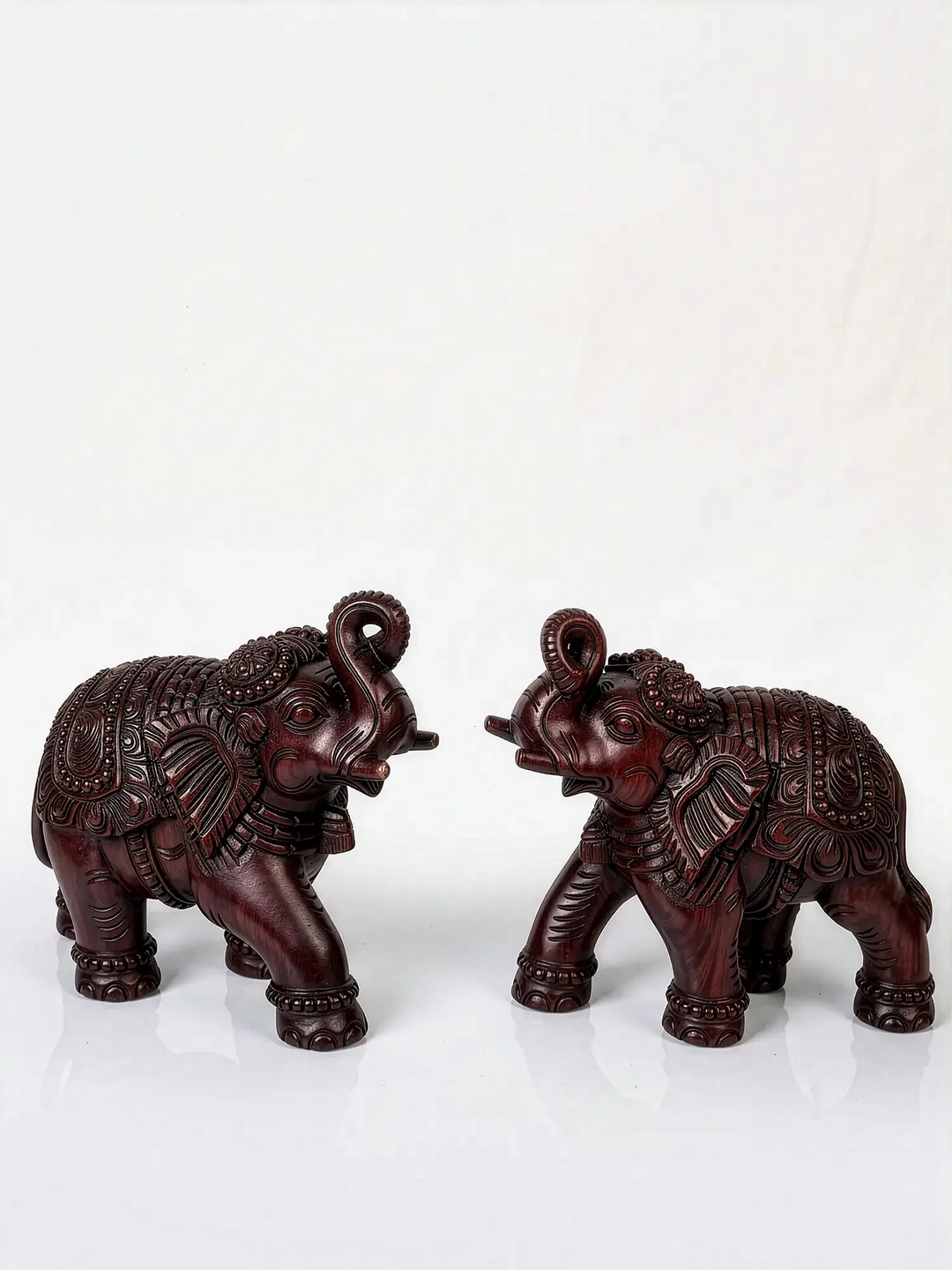 Wooden twin elephant showpiece for office and home decoration