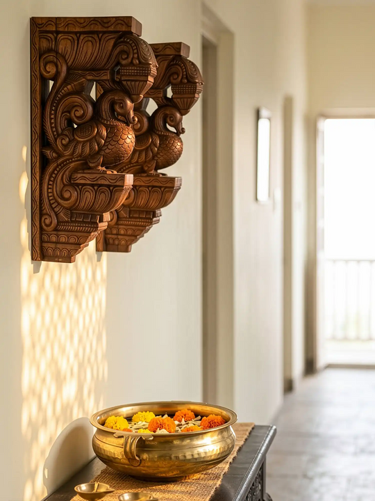 Elegant Wooden Annam Bird Decorative Bracket