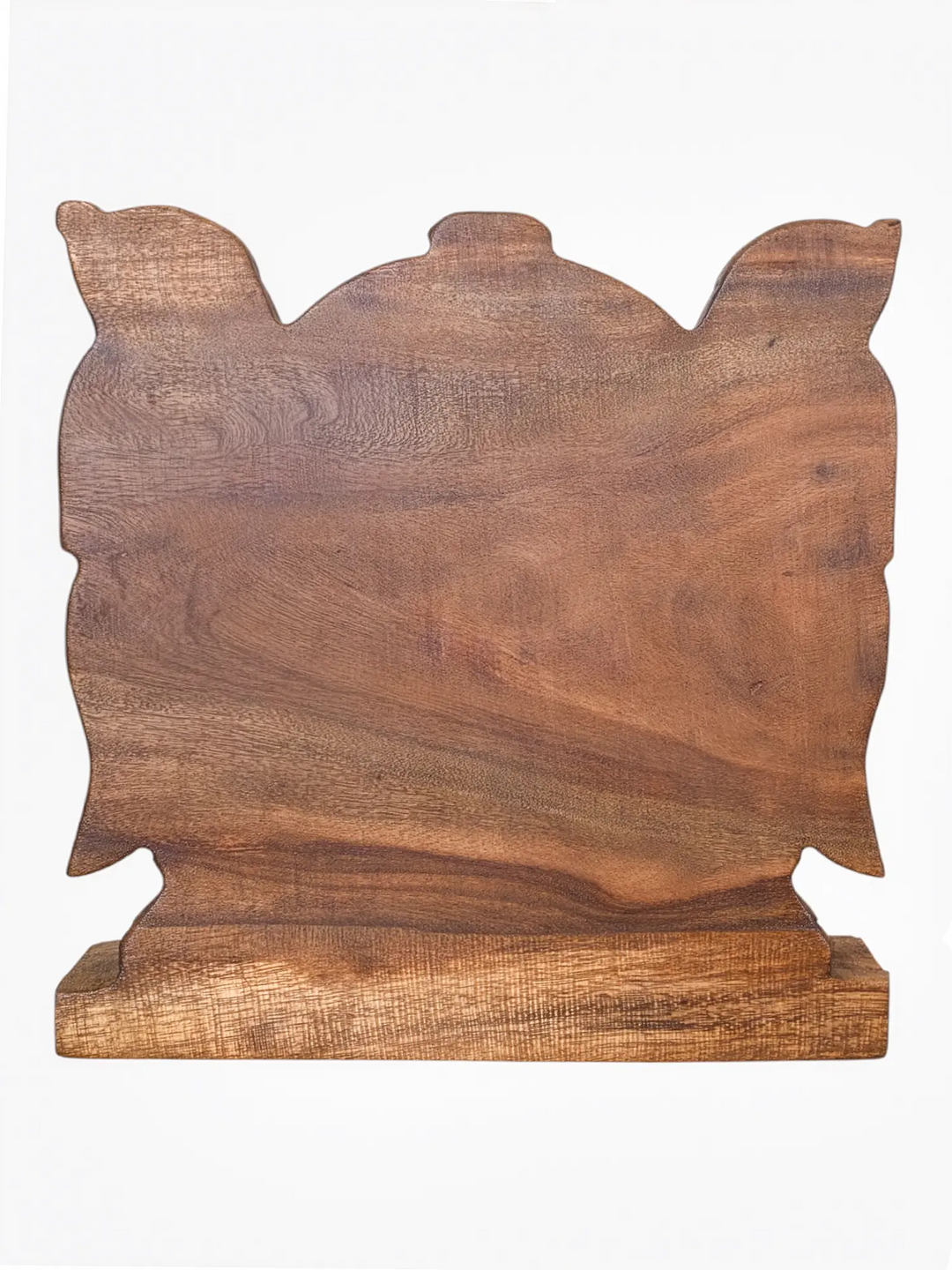 Wooden Vinayagar statue featuring intricate parrot carvings
