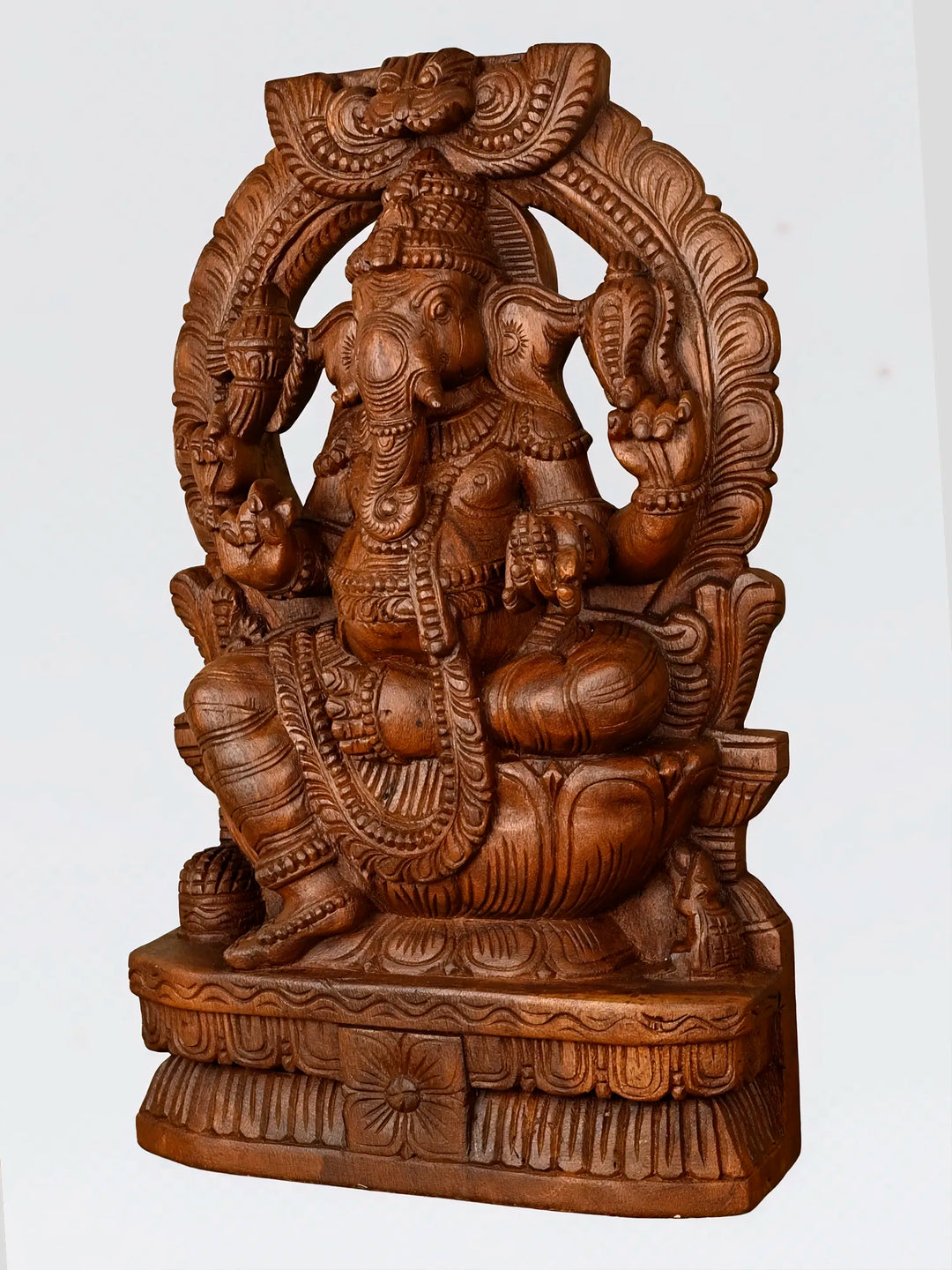 Ganesha murti with traditional Prabhavali design