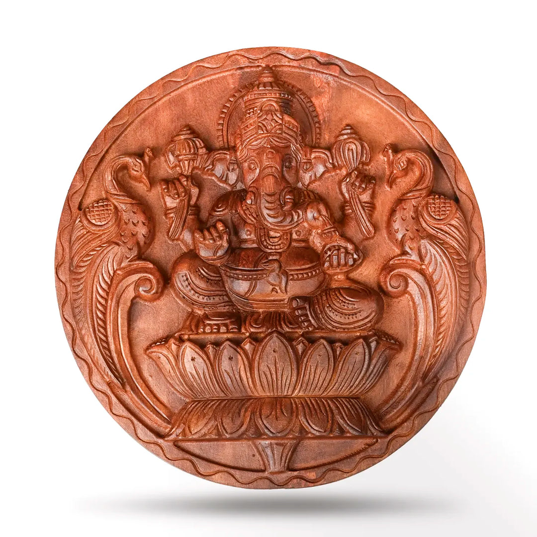 Decorative wooden god panel