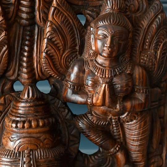 Traditional wooden Ganesh statue for home decor