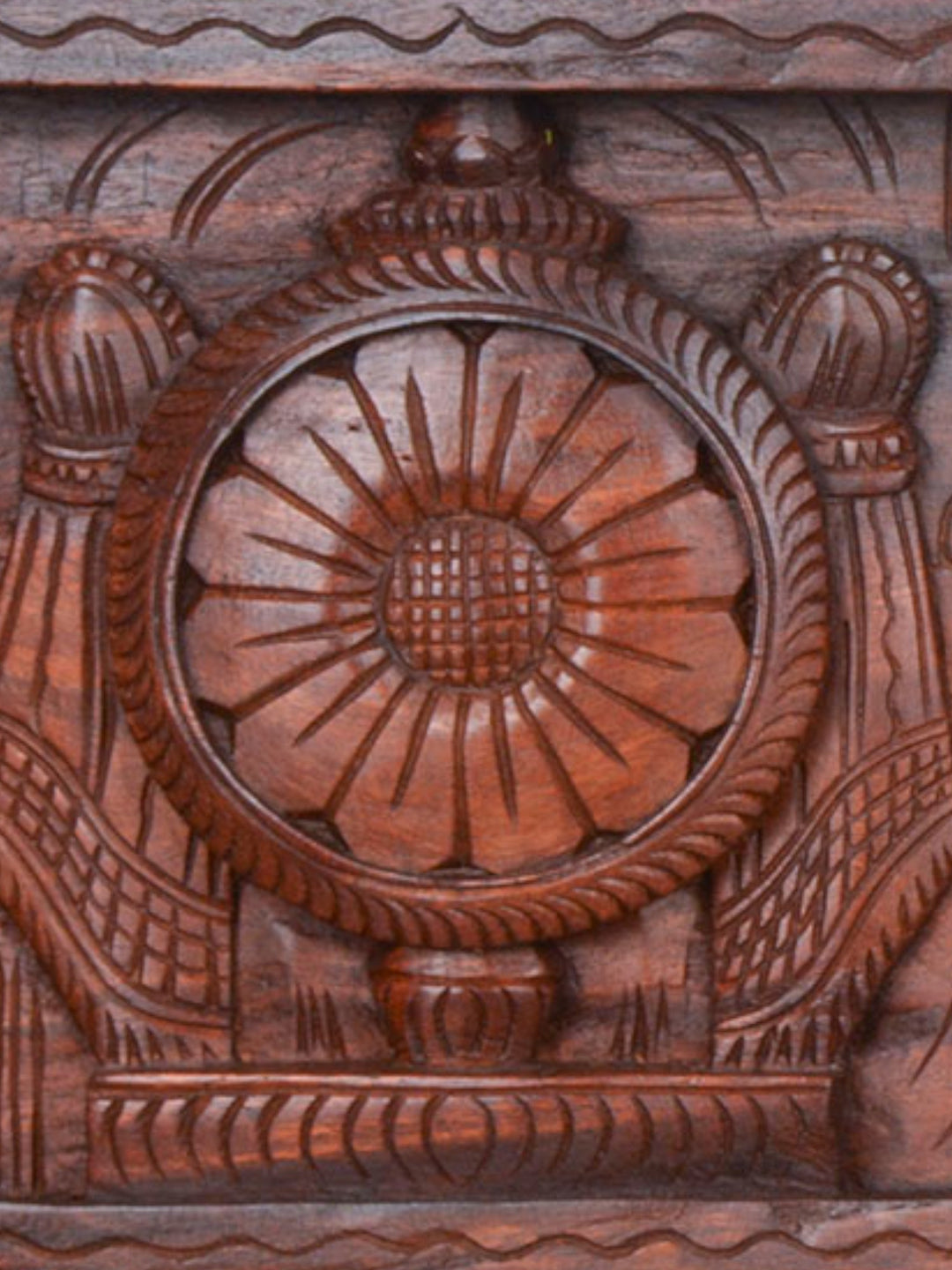 Tiruchirapalli Sri Ranganathar conch&chakra panel 48"