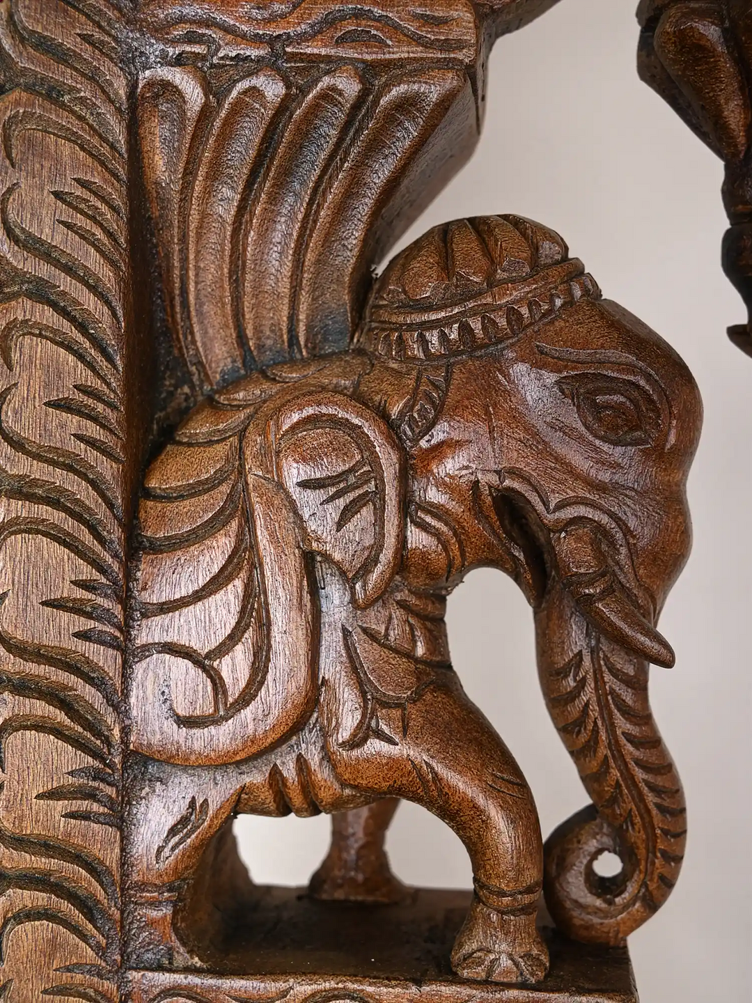 21" Bodhil Style Elephant Wall Brackets