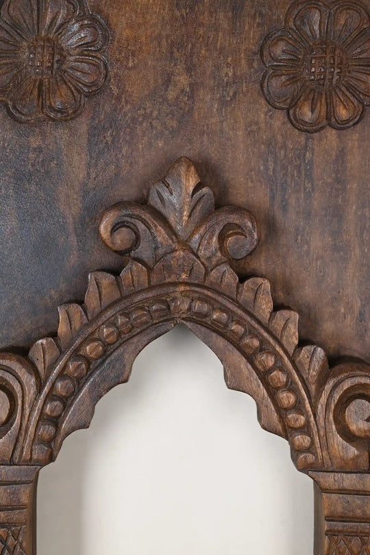 Traditional Arch Design Wall Mirror Frame 24"