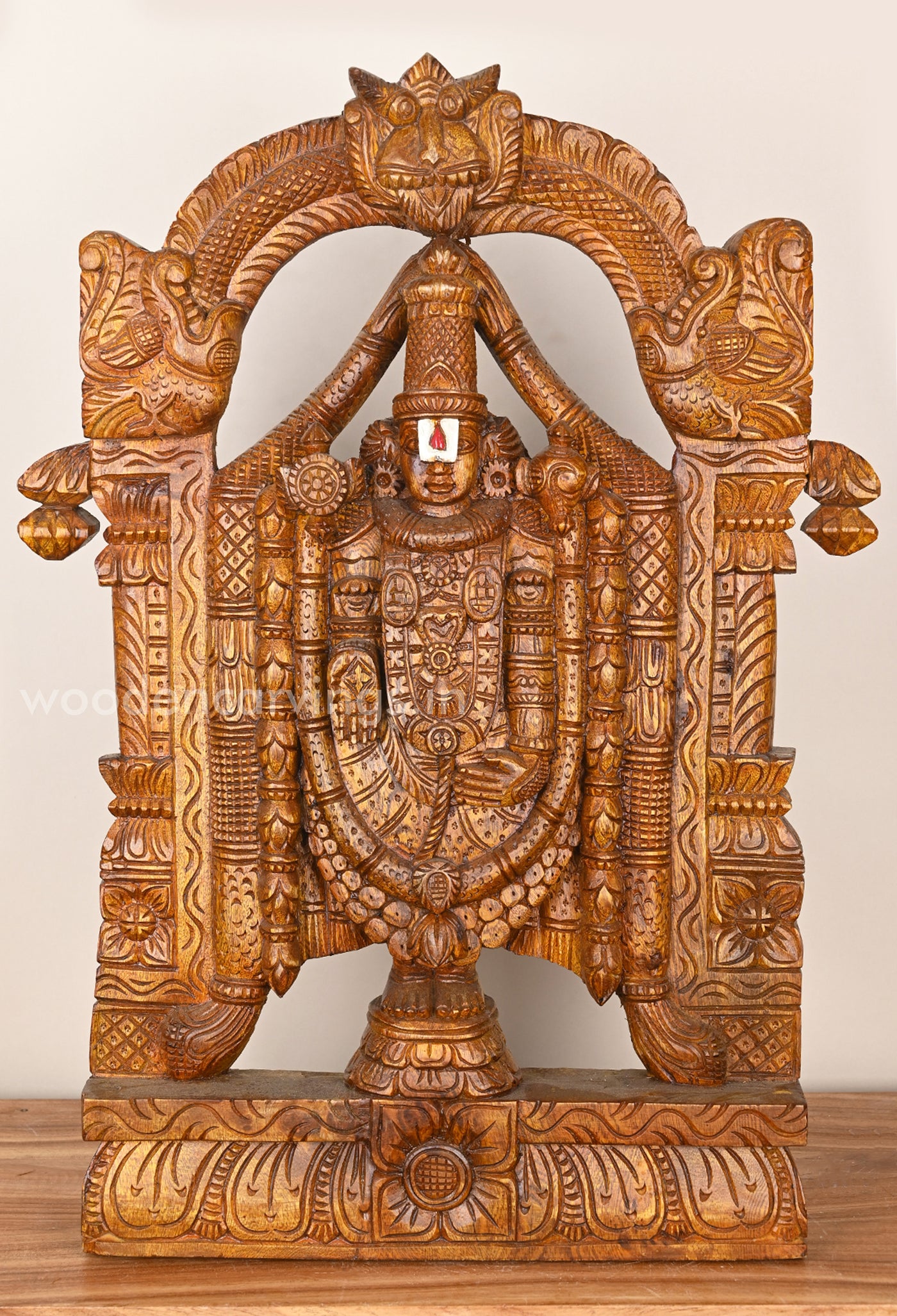 Tirumala Tirupathi (Govindha) Standing Arch Sculpture 24"