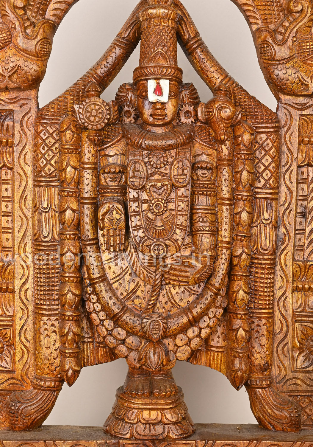 Tirumala Tirupathi (Govindha) Standing Arch Sculpture 24"