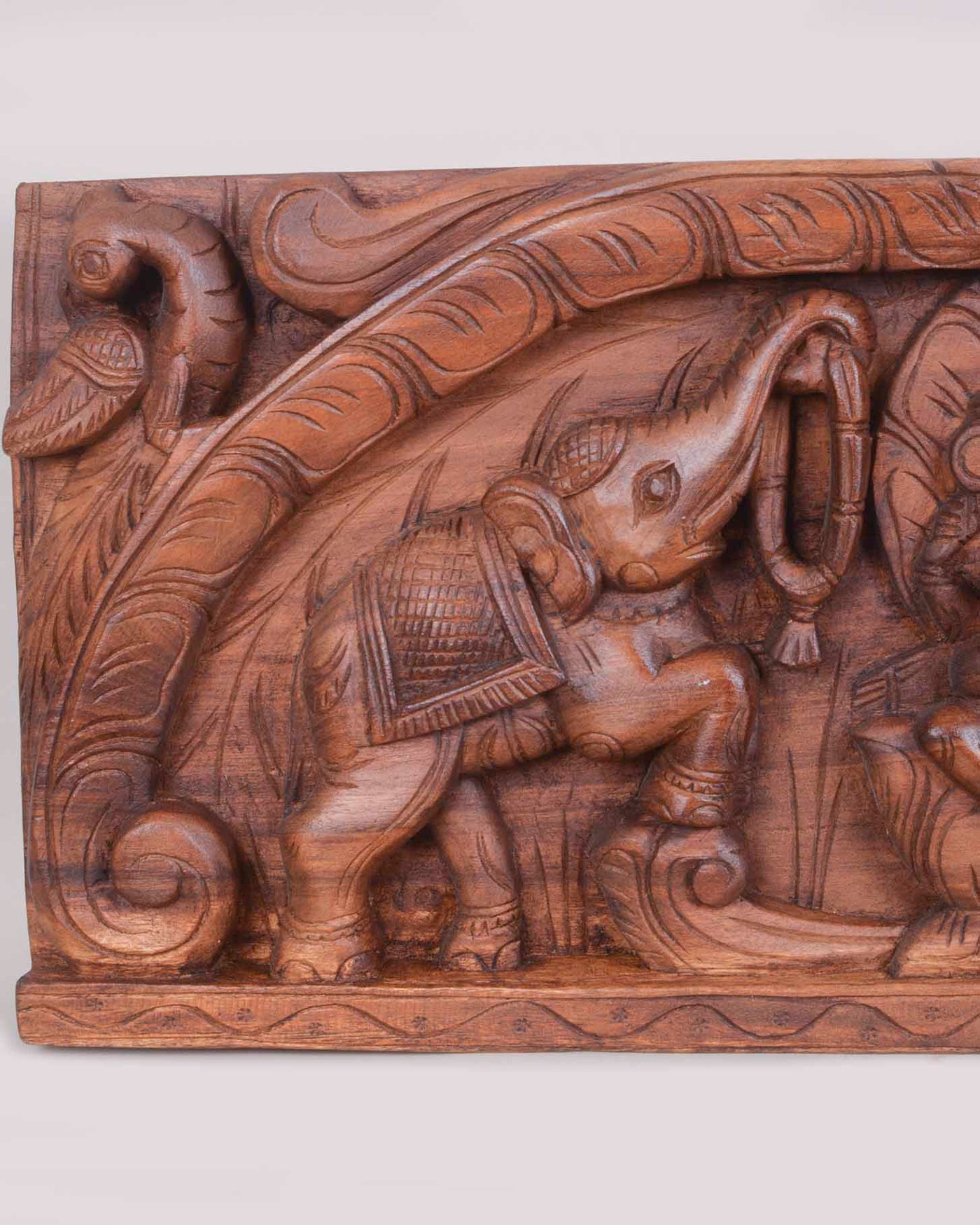 Carved Beautiful Parrots With Gaja Ganesha Panel 31"